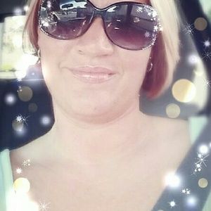 Meet your Posher, Renee