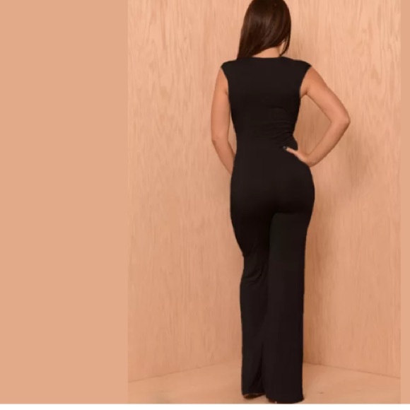 The Carrie Underwood sexy jumper - Picture 3 of 4