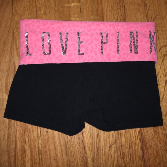 Love PINK Victoria's Secret Yoga Shortie