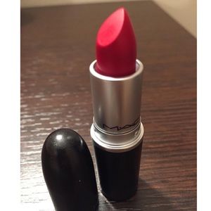 MAC Lipstick - Ruby Woo