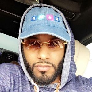 Meet your Posher, Luis