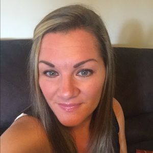 Meet your Posher, Maegan