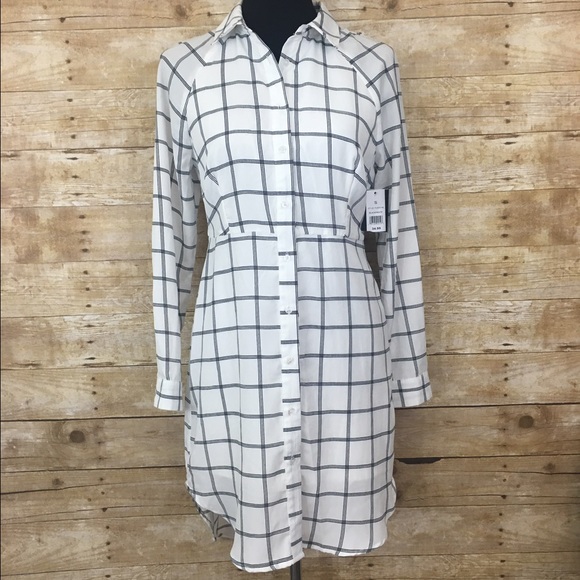 Dresses & Skirts - Checkered button down dress