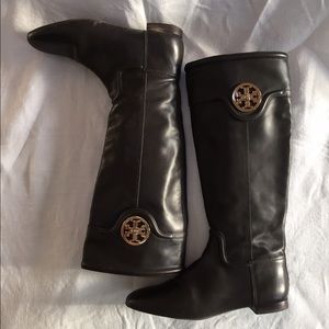 REDUCED!! THIS WEEK ONLYTory Burch leather boots.