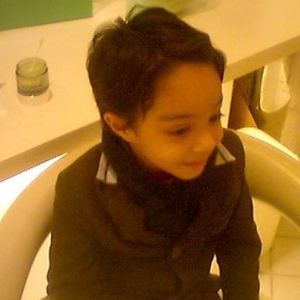 Meet your Posher, Edhem