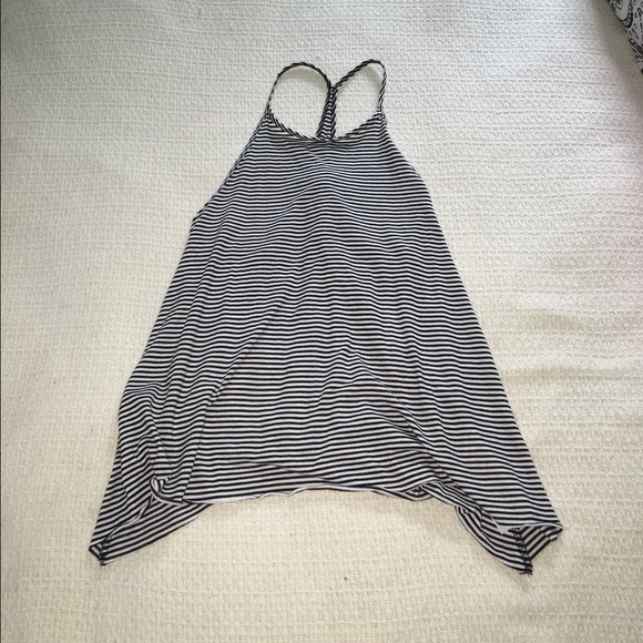 ❌SOLD❌NWT Hollister stripped tank top - Picture 3 of 5
