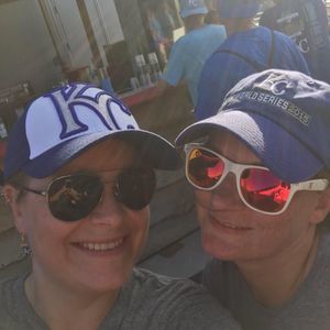 Meet your Posher, Angela