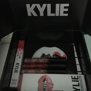 Kylie Jenner Koko k, Mary jo k, and so cute