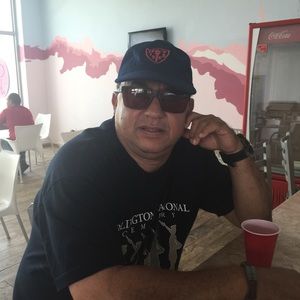 Meet your Posher, Felix