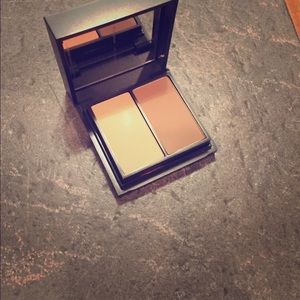 MAC- all the right angles contour palette