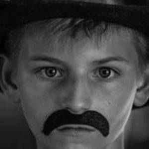 Meet your Posher, Cyrus