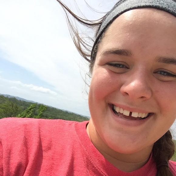 Meet your Posher, Clarissa - Picture 1 of 1