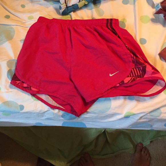 XS Nike shorts