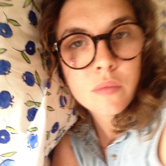 Meet your Posher, Allegra