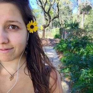 Meet your Posher, Marianne