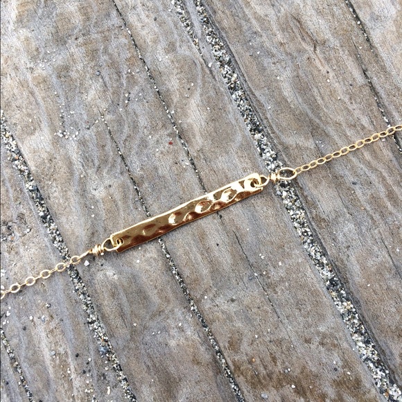 ๐Host Pick๐ Delicate Gold Bar Necklace - Picture 2 of 4