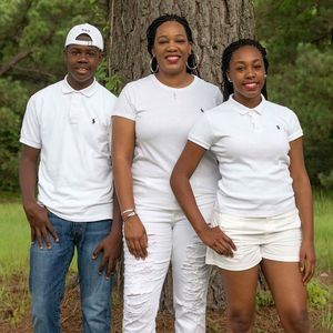 Meet your Posher, Rebecca