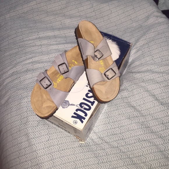 Birkenstock Shoes - NWT Birkenstock sandals Sydney size 37euro/7womens