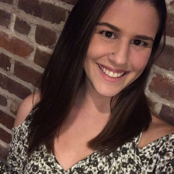 Meet your Posher, Mara - Picture 5 of 6