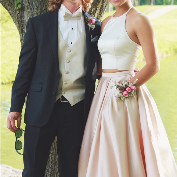 SOLD❣❣❣ Sherri Hill 2Piece Prom Dress Ivory/Nude - Picture 2 of 4