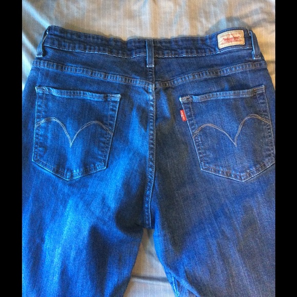 Mid Rise Skinny Levi's - Picture 3 of 4