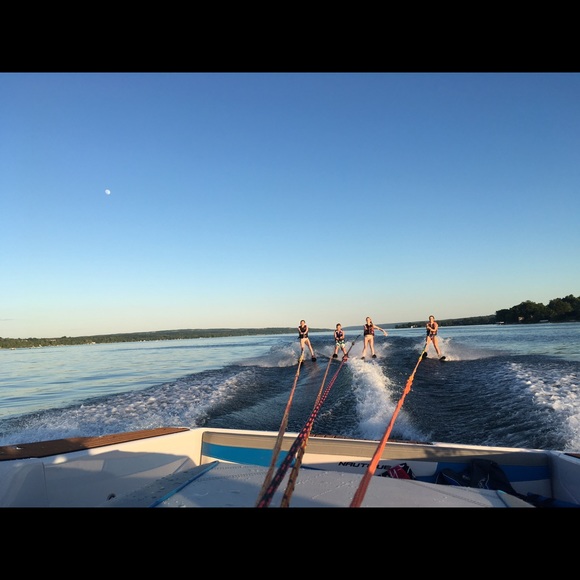 Meet your Posher, Claire