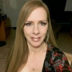 Meet your Posher, Deanna