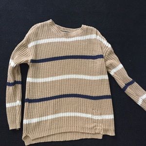 ❌❌ SOLD ❌❌ Camel striped sweater