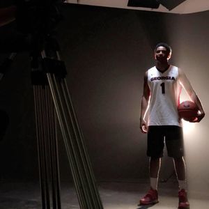 Meet your Posher, Rj