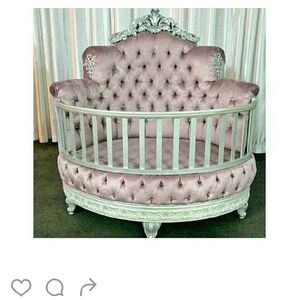 Meet your Posher, Maya