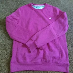 Champion sweater size small in pink