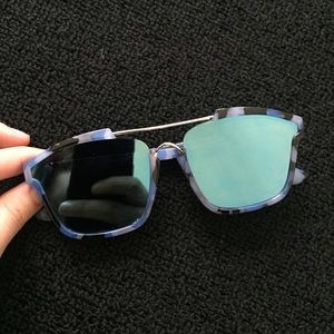 Blue reflector sunnies