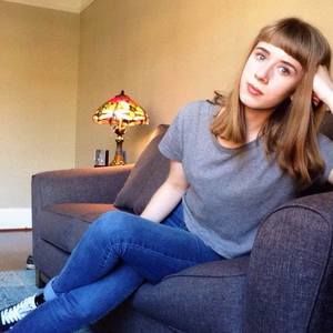 Meet your Posher, Ally