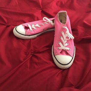 Pink converse
