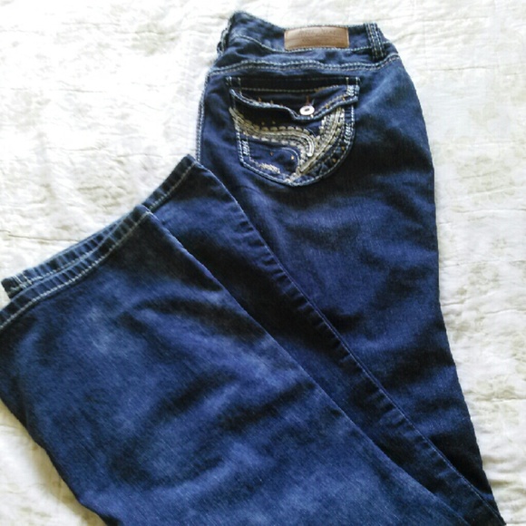 Ariya Jeans!