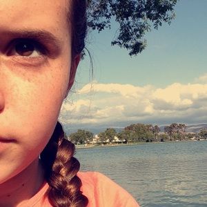 Meet your Posher, Lauren