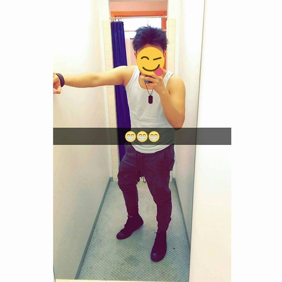 Meet your Posher, Güstavö - Picture 1 of 1