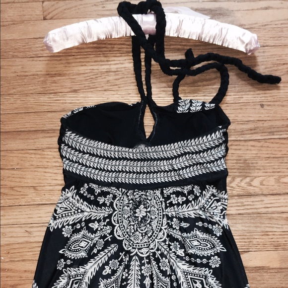 Halter top - Picture 4 of 4