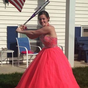 Meet your Posher, Sunny