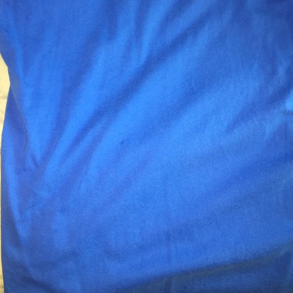 Brooks Brothers t shirt - Picture 2 of 3