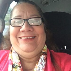 Meet your Posher, Migdalia