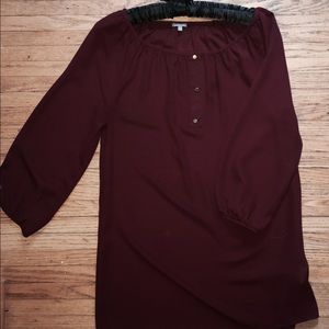 Cute shirt never worn