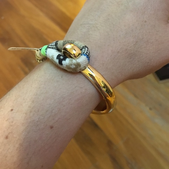 Jewelry - NWT cloth and metal hook bracelet