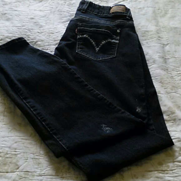 Levis