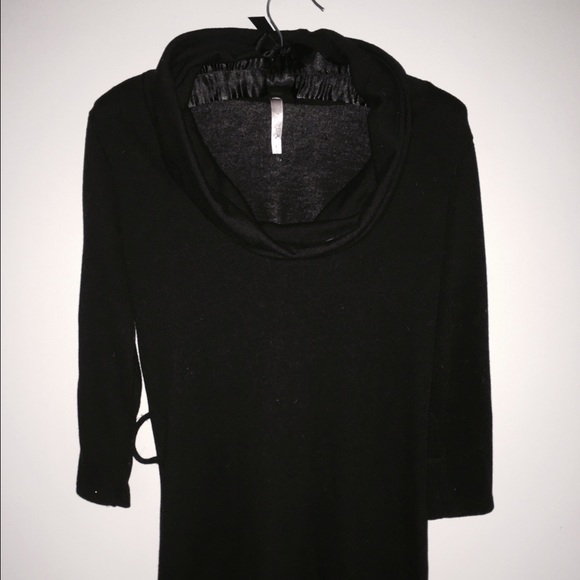 Cue black sweater