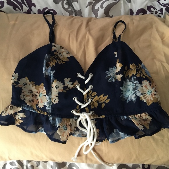 *SOLD* Floral two piece set - Picture 2 of 4