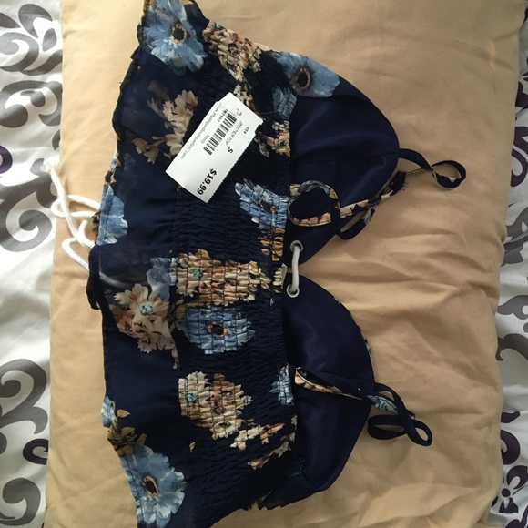 *SOLD* Floral two piece set - Picture 3 of 4