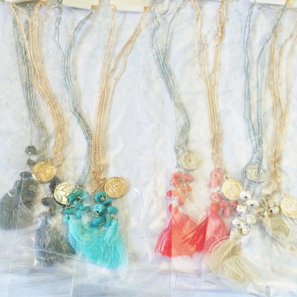 Boho double layer Tassel fringe & gem chain - Picture 4 of 4