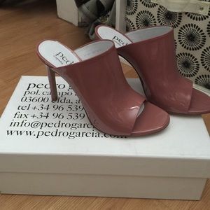 Pedro Garcia- Carrie; Taffy Gloss; Size 37