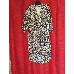 🍒Merona dress very cute! Dress it up or down!🍒